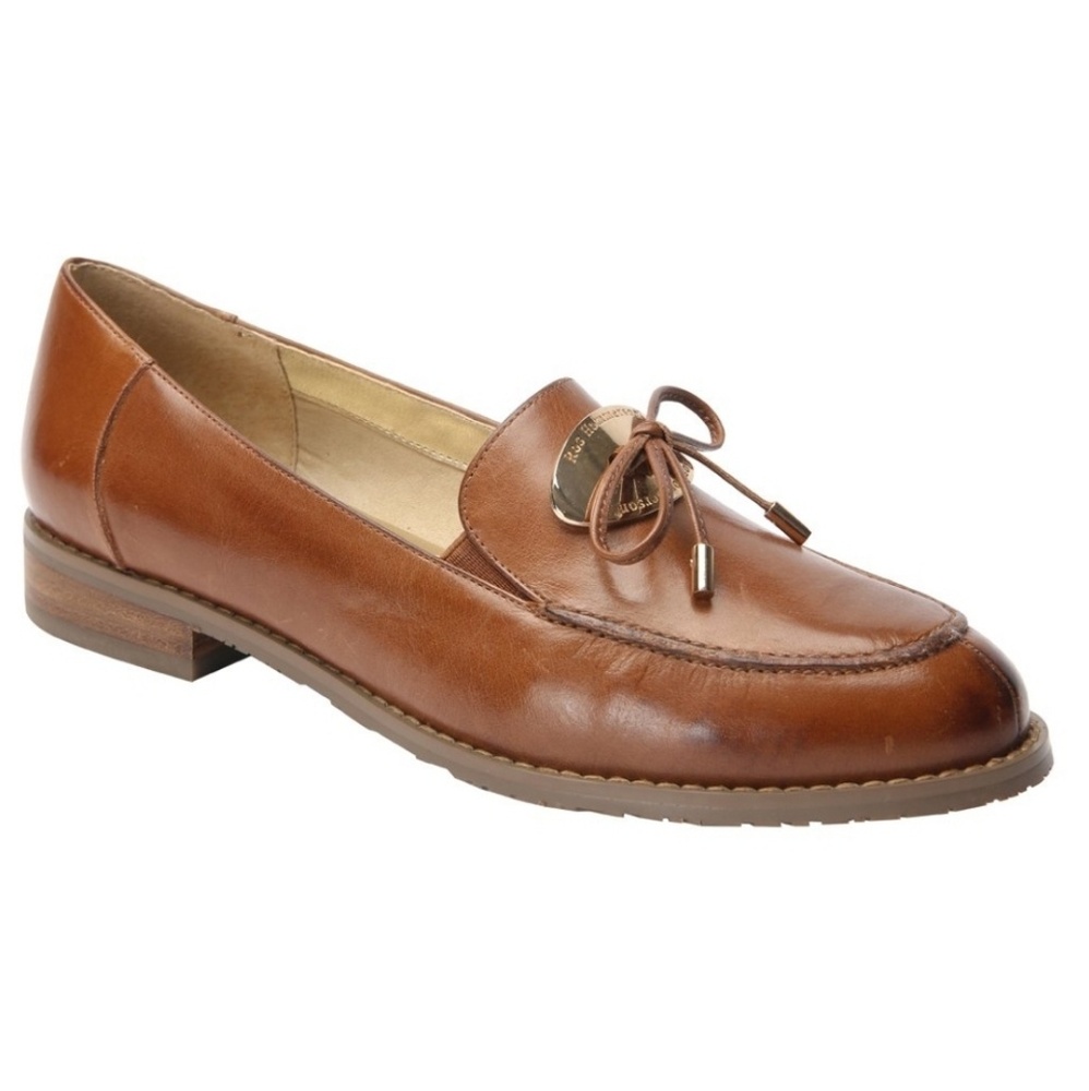 Ros Hommerson Dana Medallion Loafer